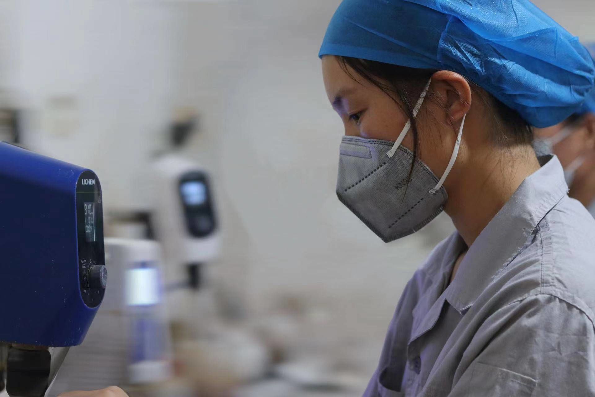 yl6776永利集团实业 丨挥汗如雨战高温，，，，无惧“烤”验守前线